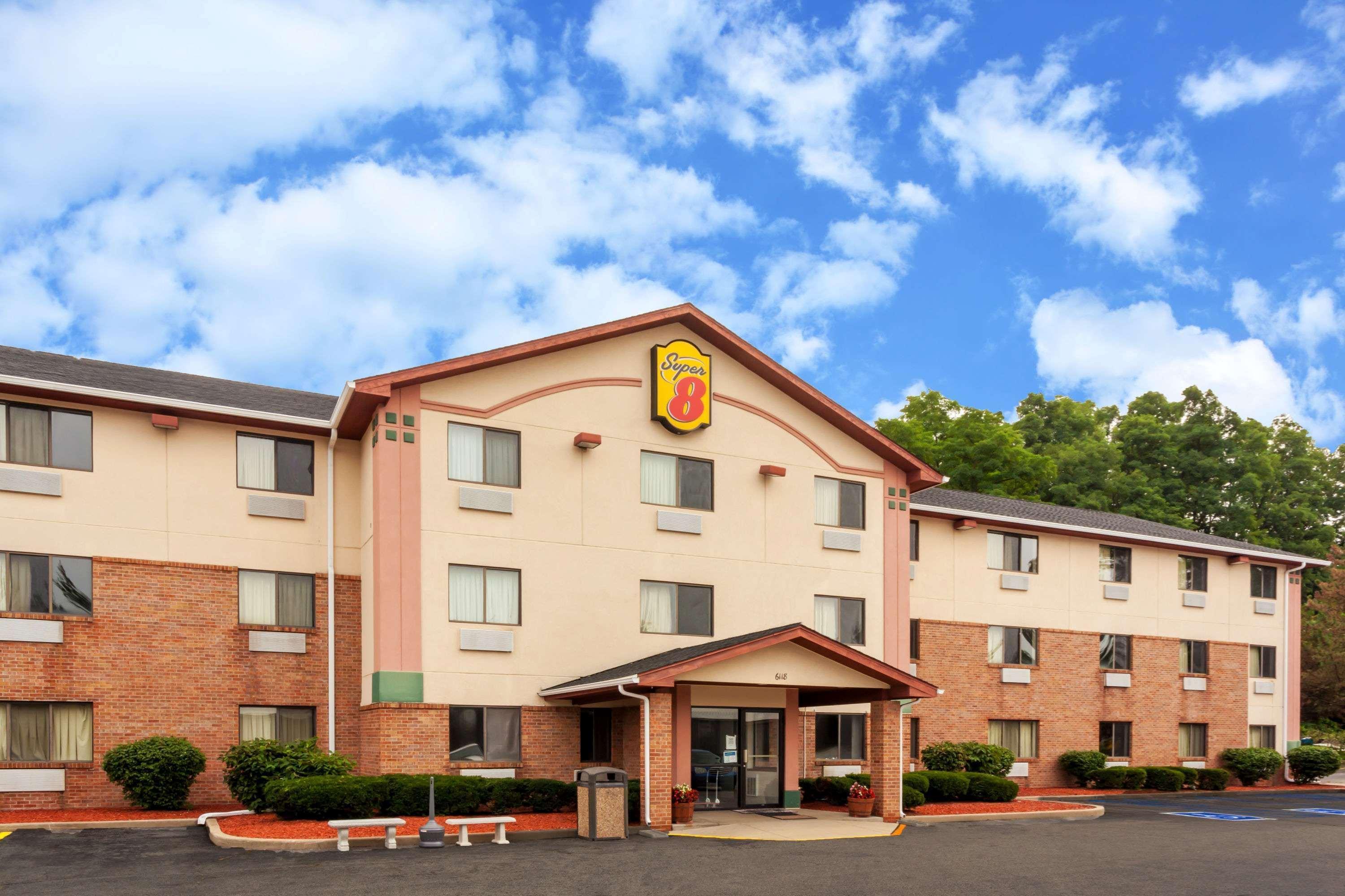 Oyo Hotel Portage I-94 Dış mekan fotoğraf